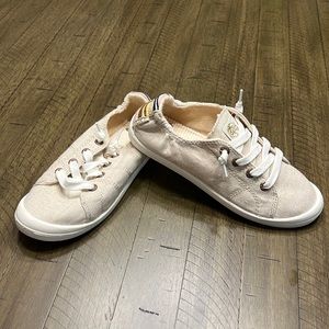 Roxy Sneakers - women’s slip on - BRAND NEW - never worn